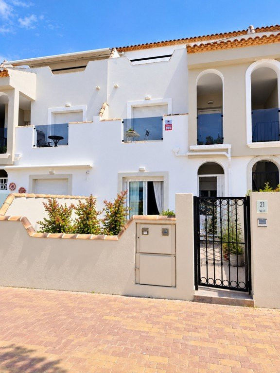 Apartment in Los Tarragas