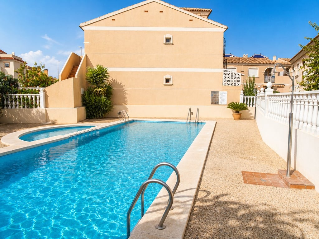 House in La Zenia - Image 3
