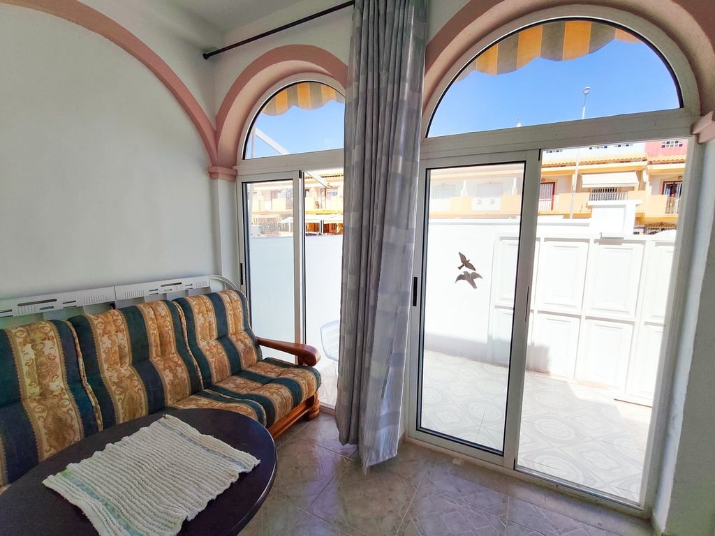 House in Playa Flamenca - Image 2