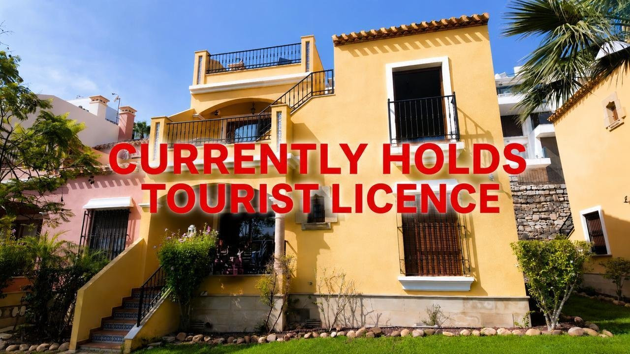 Apartment in Urbanizacion los Balcones - Image 2