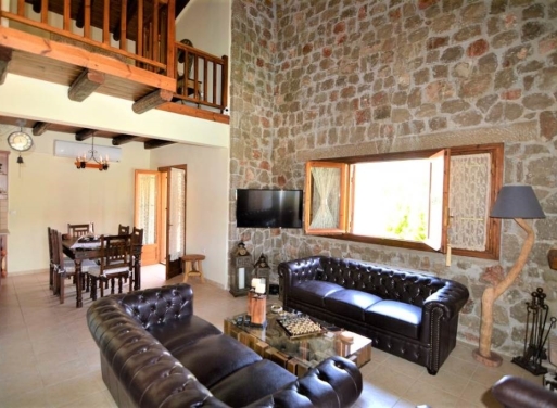 House in Nea Epidavros - Image 2