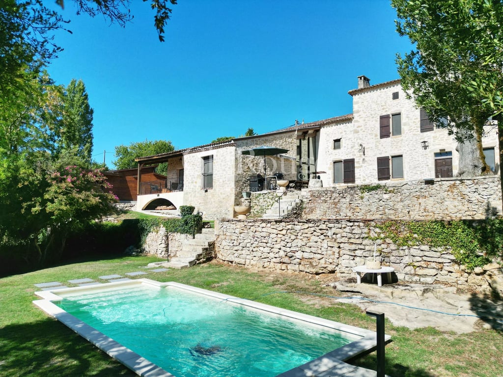 House in Monsegur
