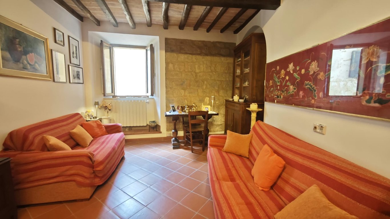 House in Volterra - Image 2