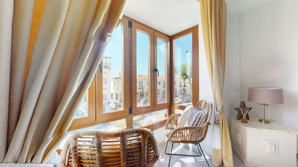 Apartment in Mijas Costa - Image 3