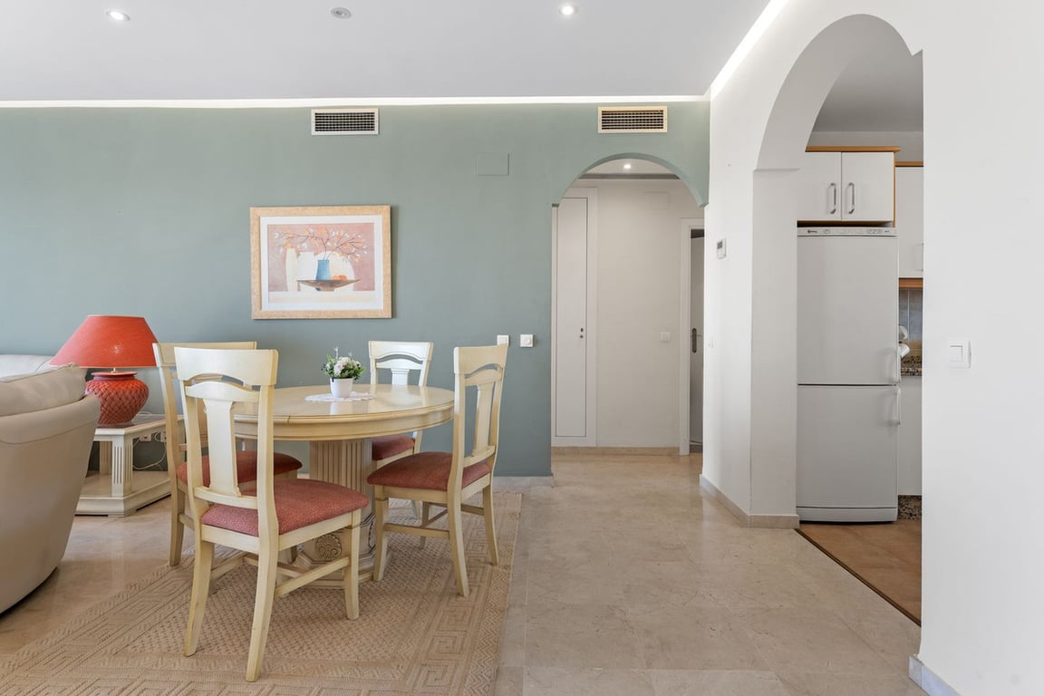Apartment in Mijas - Image 3