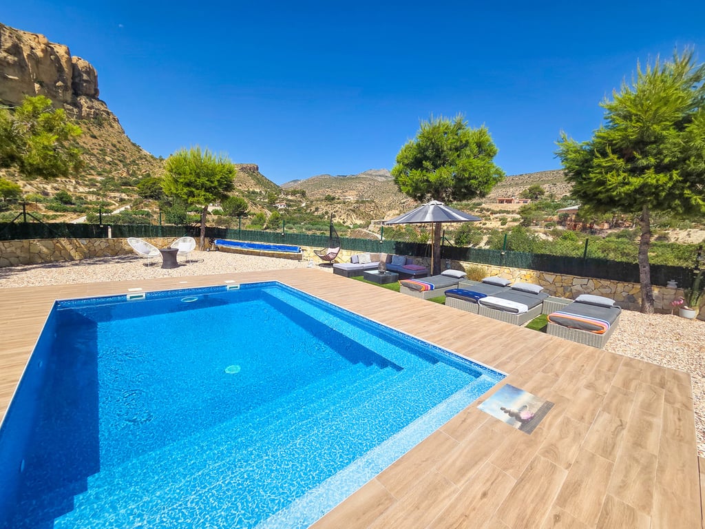 Villa in Crevillente - Image 3