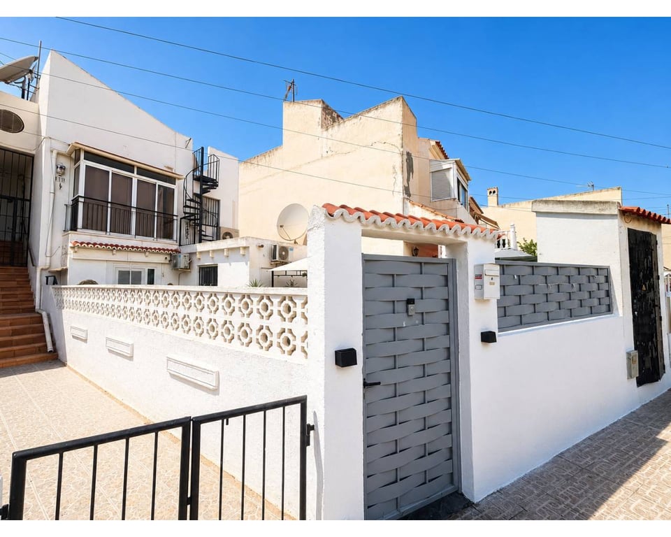 Apartment in El Chaparral