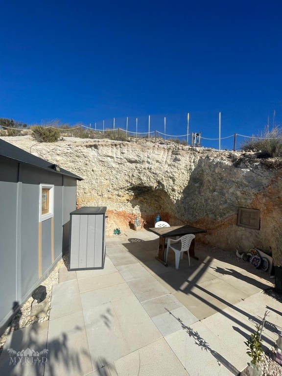 Land in Pinoso - Image 3