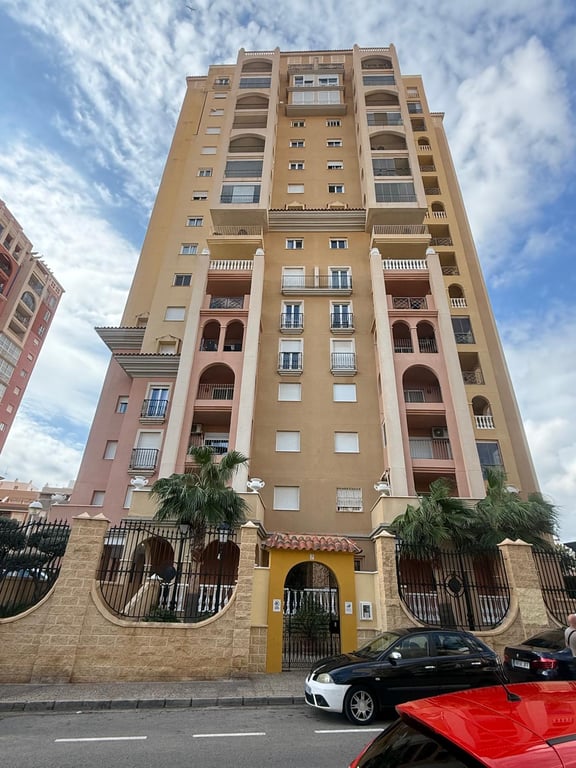 Penthouse in Torrevieja - Image 3