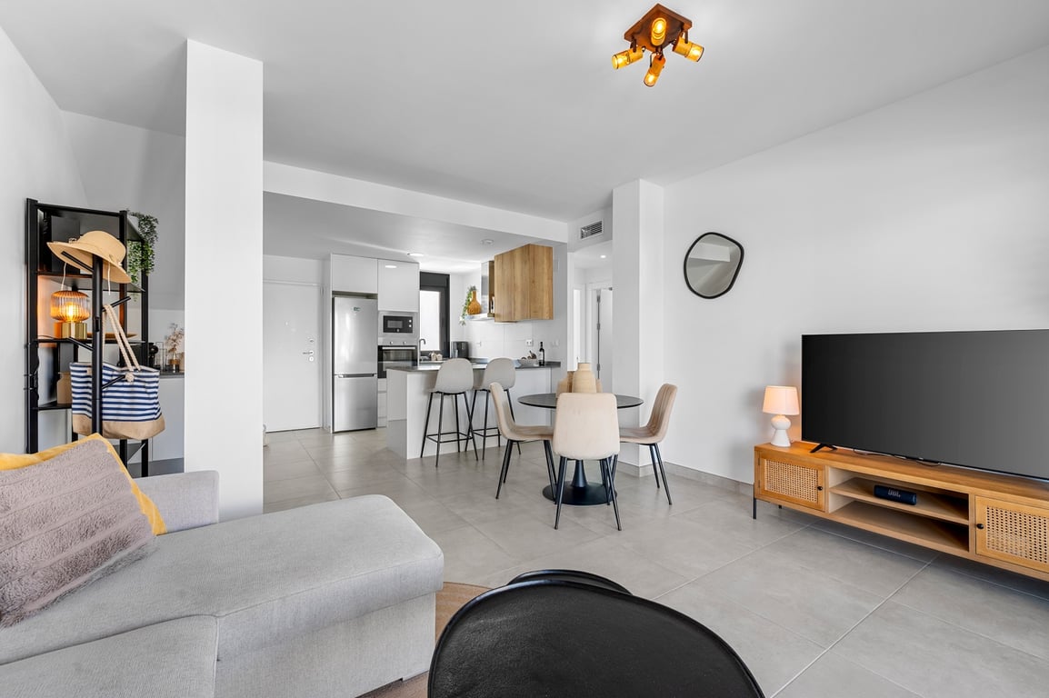 House in Villamartin - Image 3