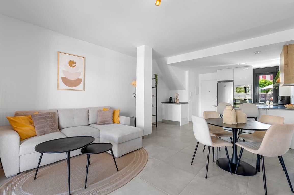 House in Villamartin - Image 2