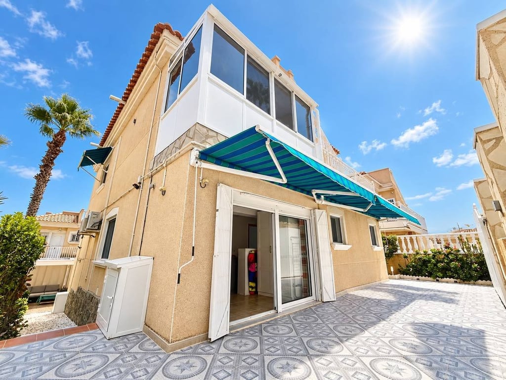 Villa in Villamartin