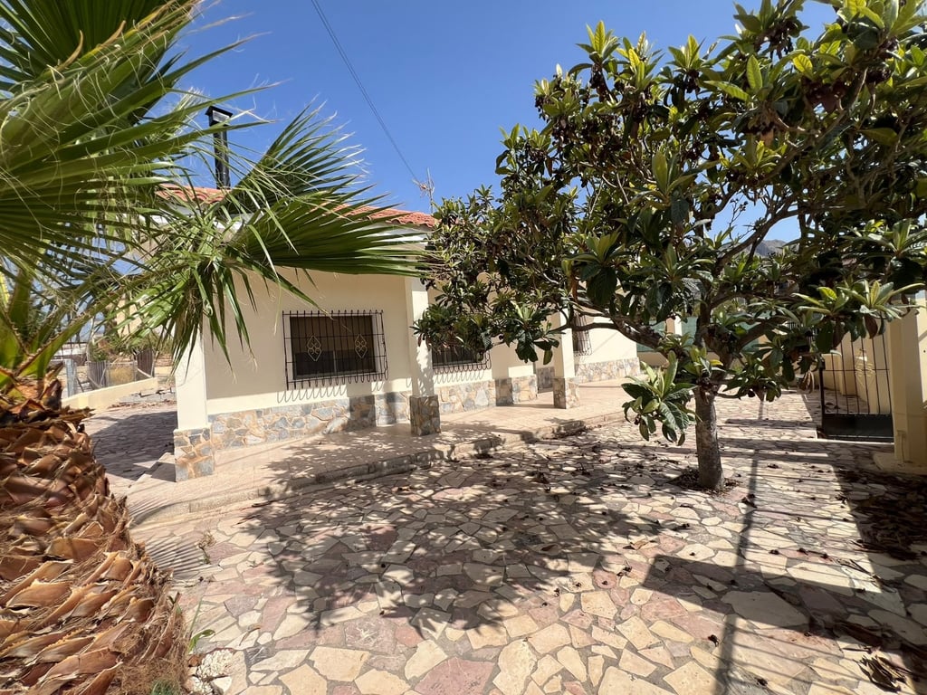 House in Macisvenda - Image 3