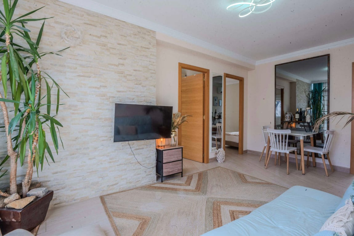 Apartment in Fuengirola - Image 2