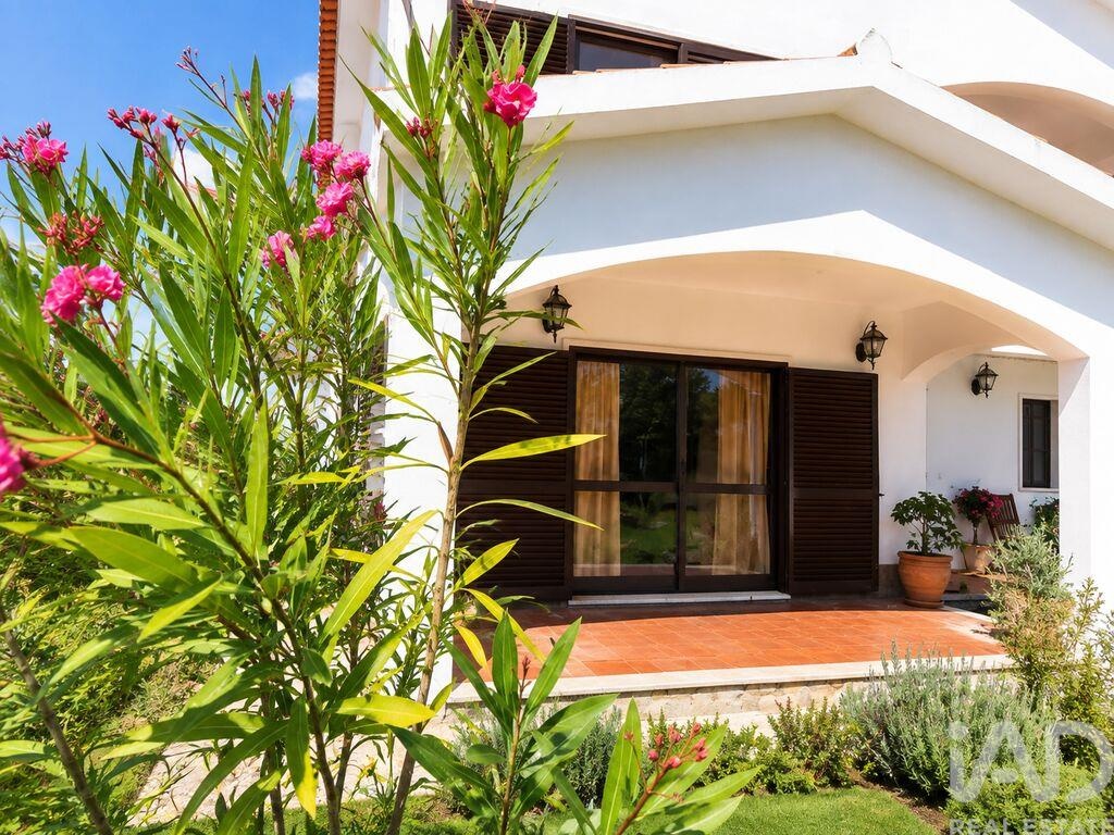 House in Sao Joao das Lampas - Image 3