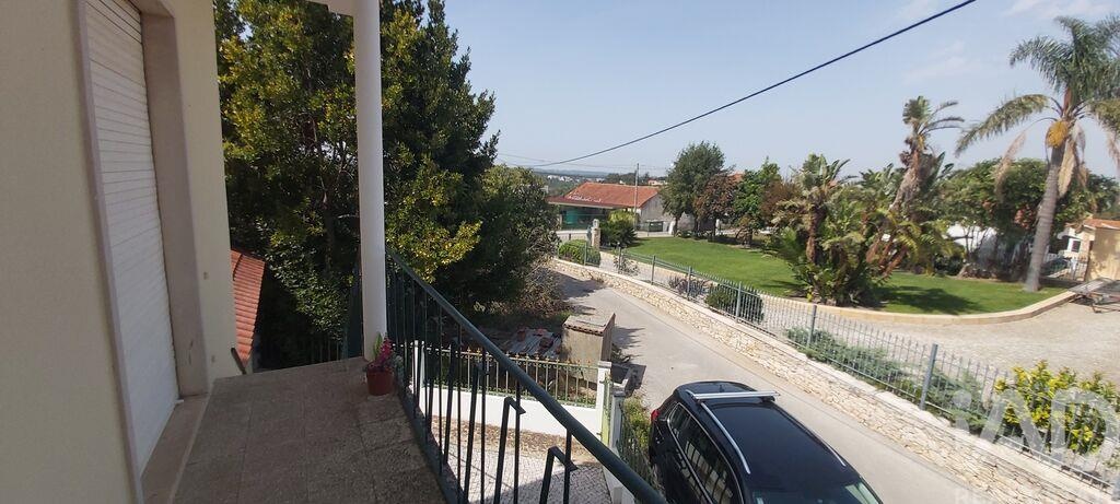 House in Batalha - Image 2