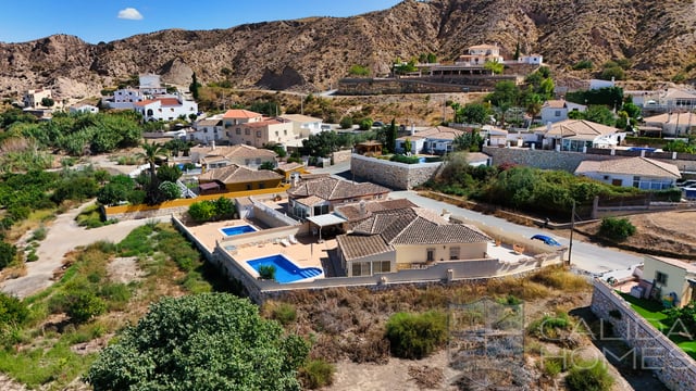 Villa in Arboleas - Image 3