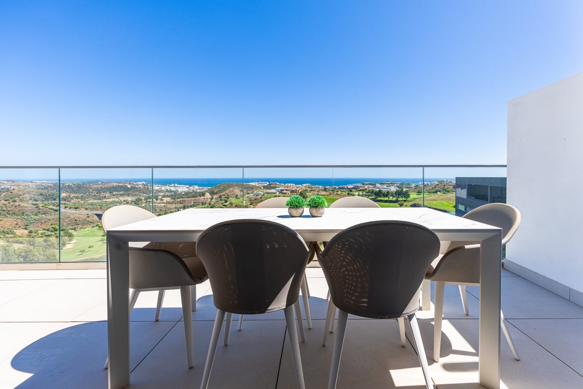 Apartment in La Cala De Mijas - Image 3