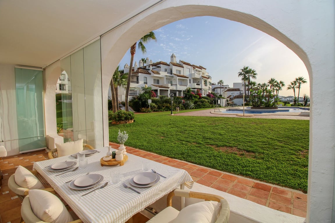 Apartment in Sitio de Calahonda - Image 3