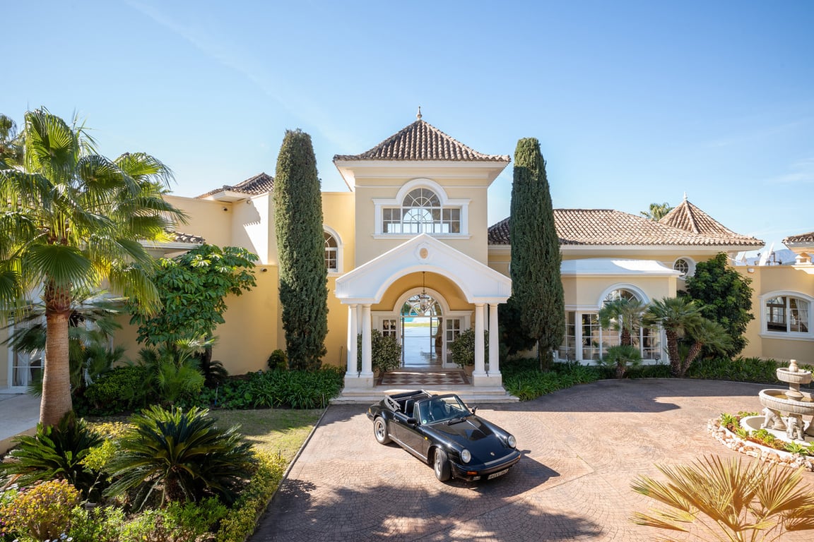 Villa in Malaga - Image 2