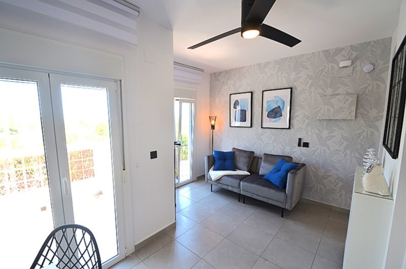 Apartment in Villamartin - Image 3