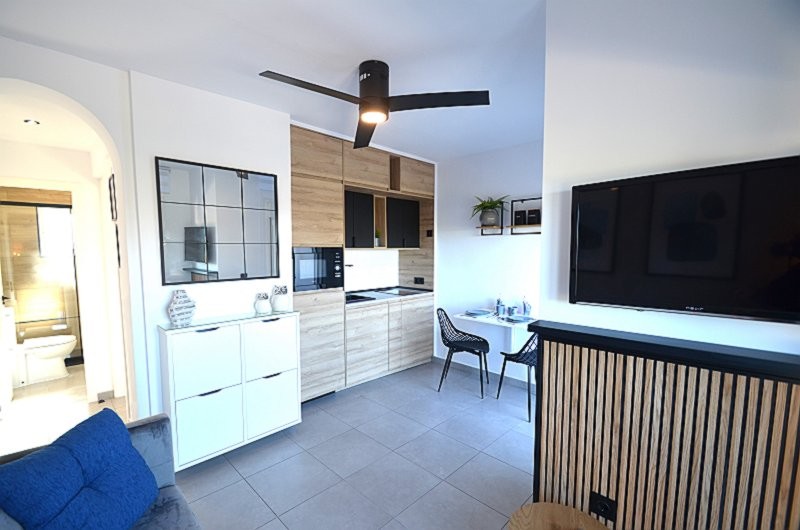 Apartment in Villamartin - Image 2