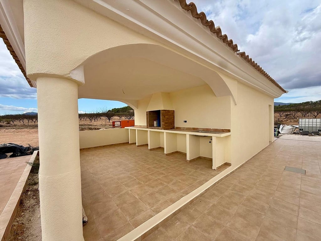 Apartment in Pinoso - Image 2