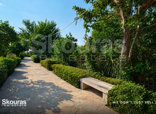 House in Aigio - Image 2