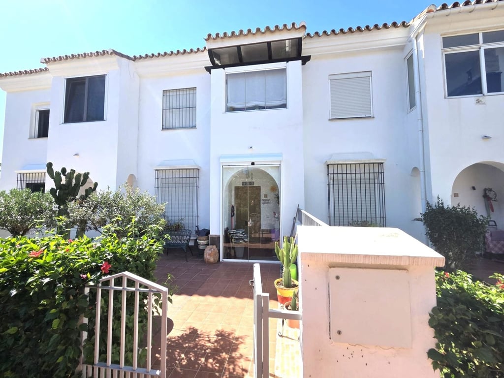 House in Mijas Costa - Image 2