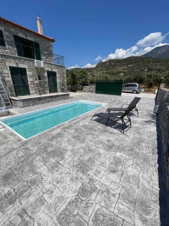 Villa in Stoupa - Image 2