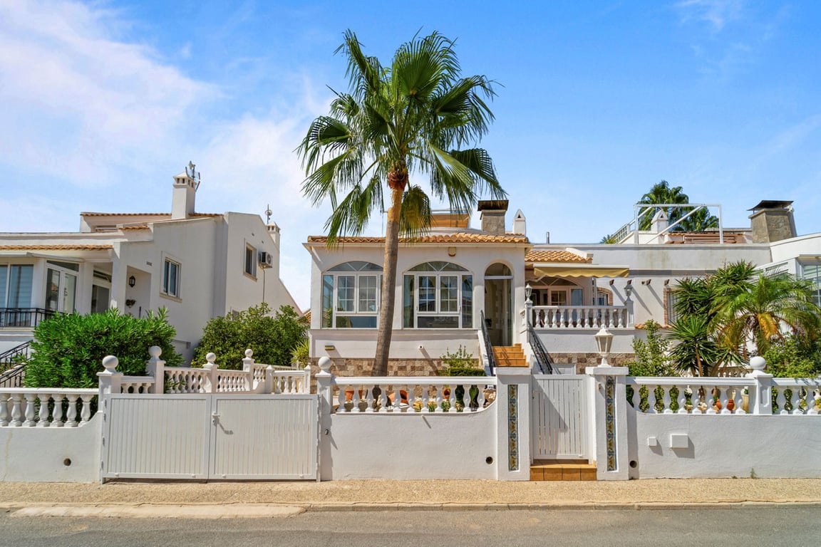 Villa in Los Dolses