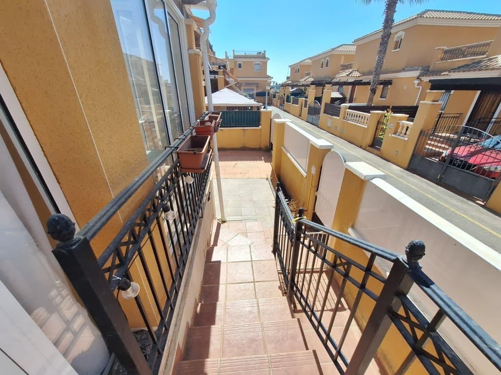 Apartment in Torrevieja - Image 3