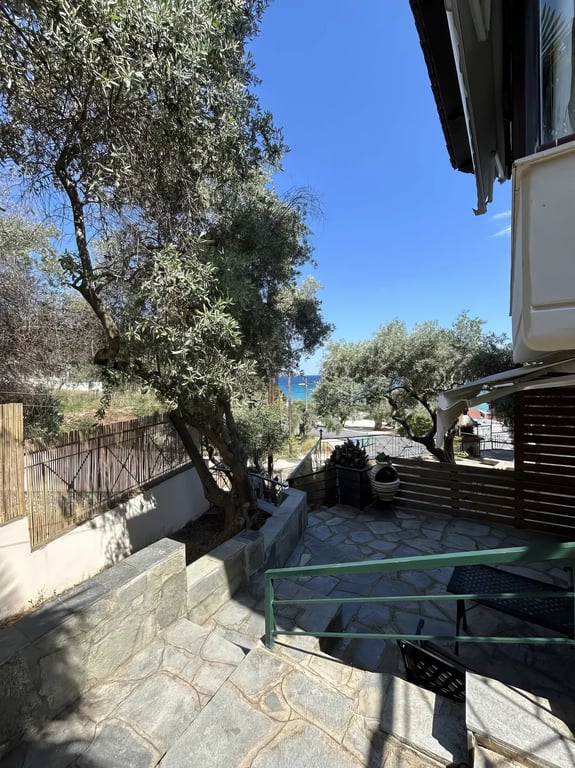 Villa in Chrysi Ammoudia - Image 3