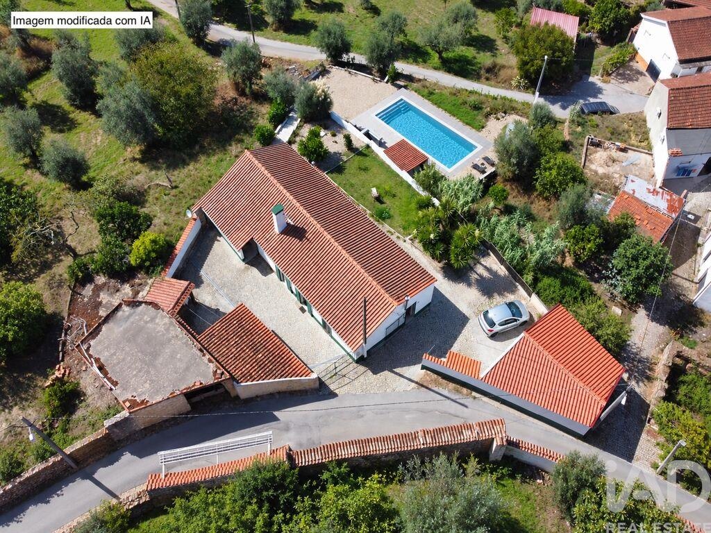 House in Penela - Image 3