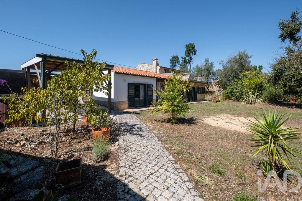 House in Ansiao - Image 3