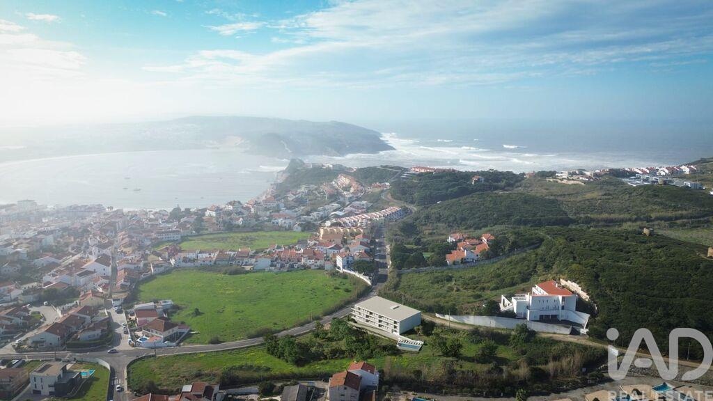 Apartment in Sao Martinho do Porto - Image 3