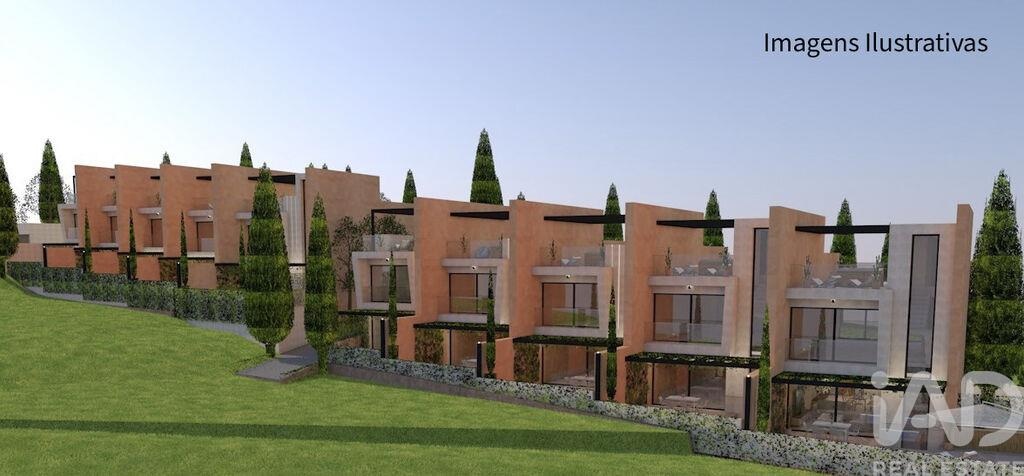 Land in Quarteira - Image 2