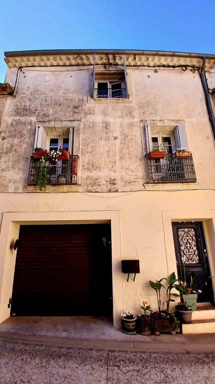 House in Puimisson - Image 3