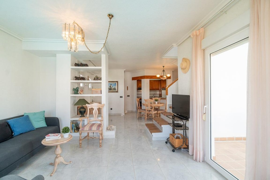 Apartment in Playa Flamenca - Image 3