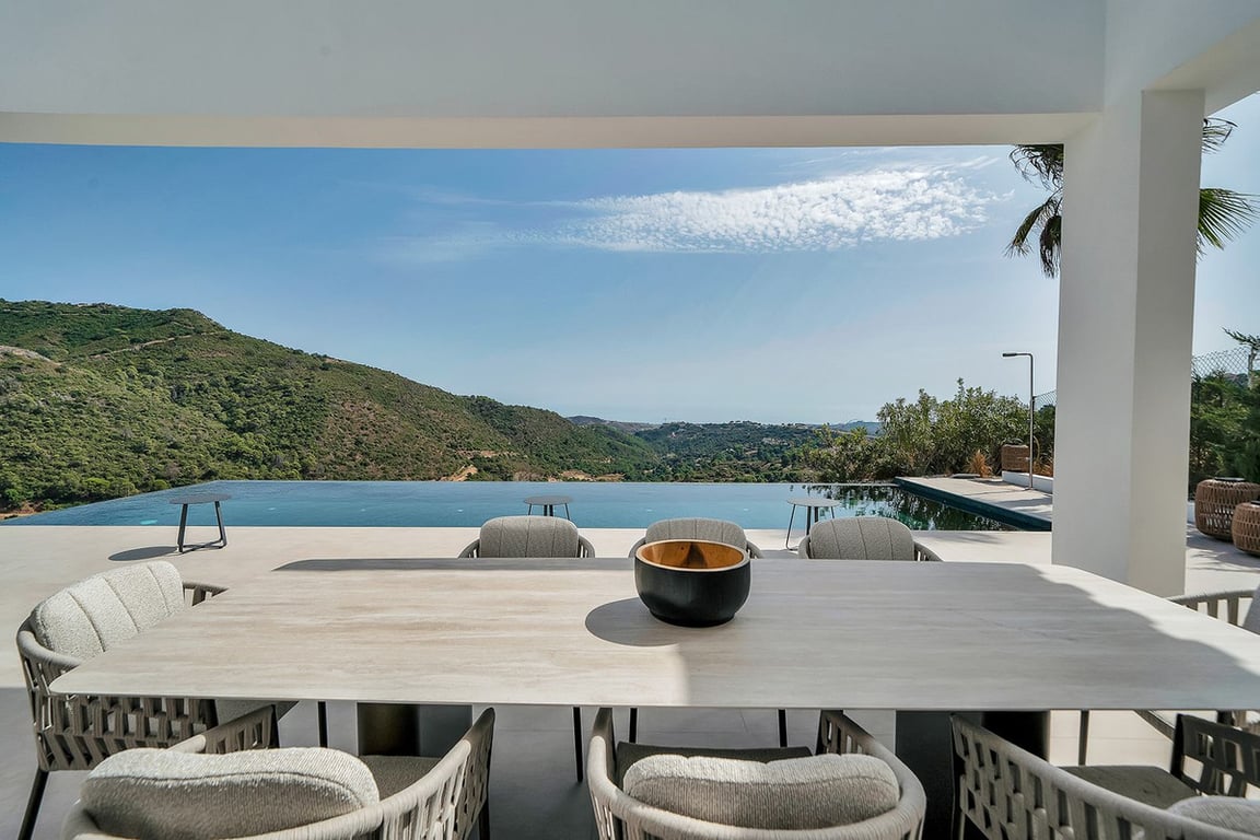 Villa in Benahavis - Image 2
