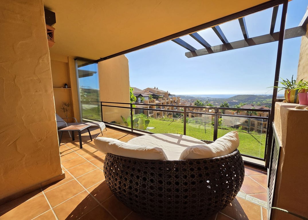 Apartment in La Cala De Mijas - Image 2