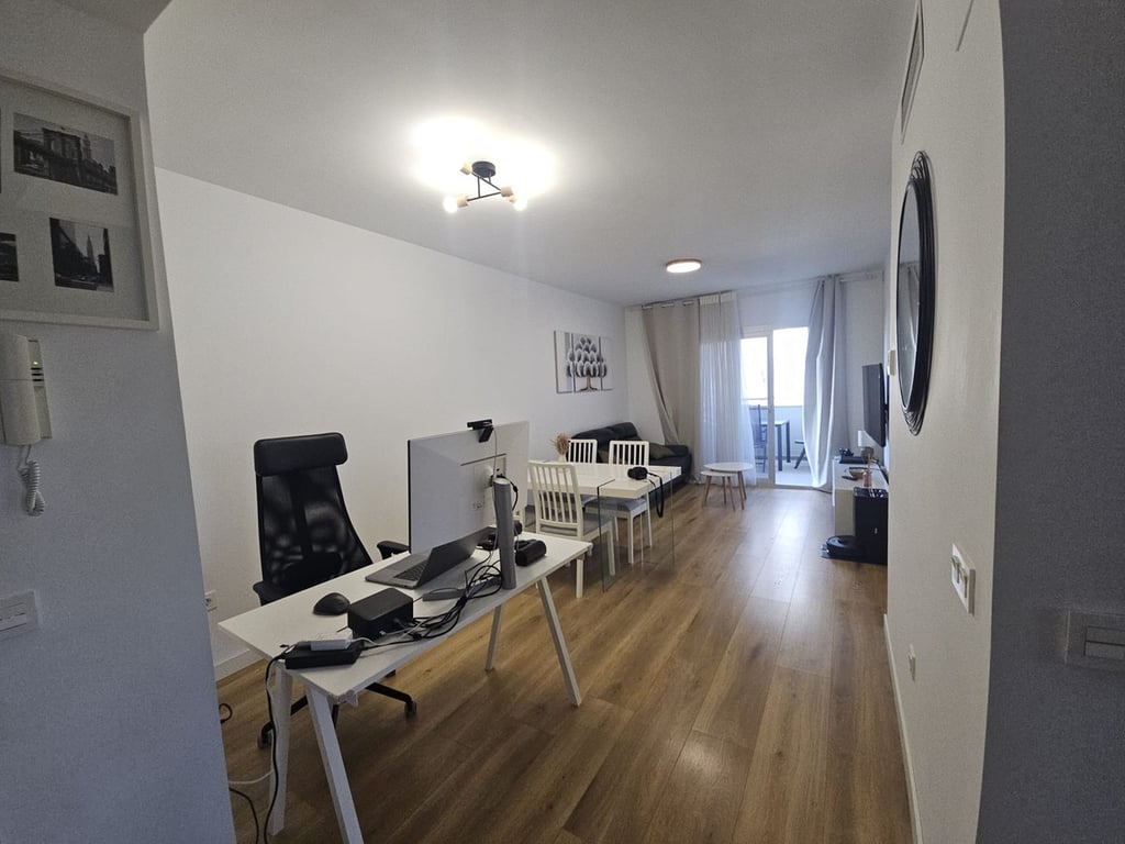 Apartment in Fuengirola - Image 2