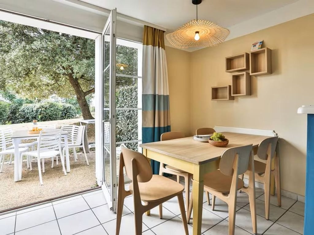 House in Talmont-Saint-Hilaire - Image 3