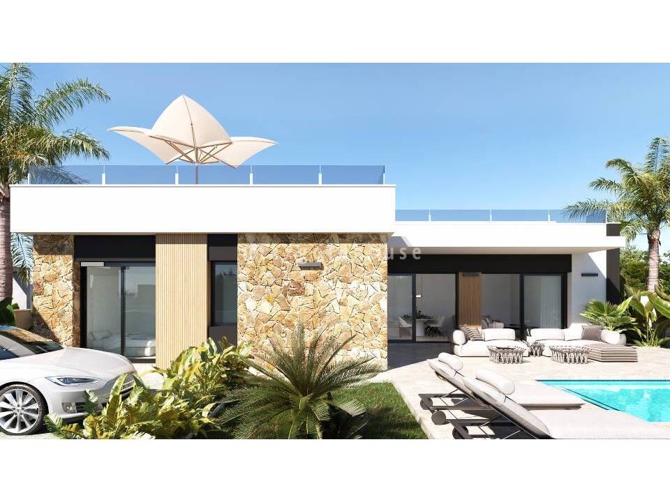 Villa in Ciudad Quesada - Image 2