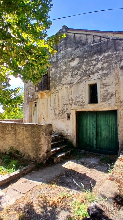 House in Rosis - Image 2