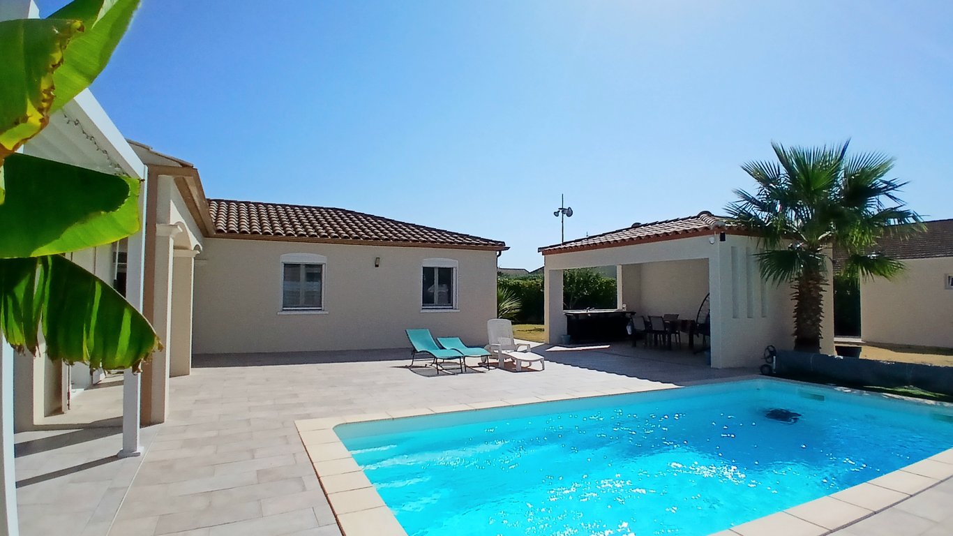 House in Thezan-les-Beziers - Image 2