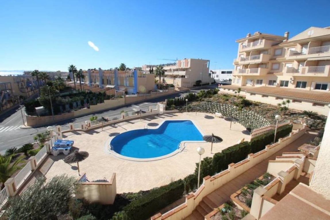 Penthouse in Dehesa de Campoamor - Image 2