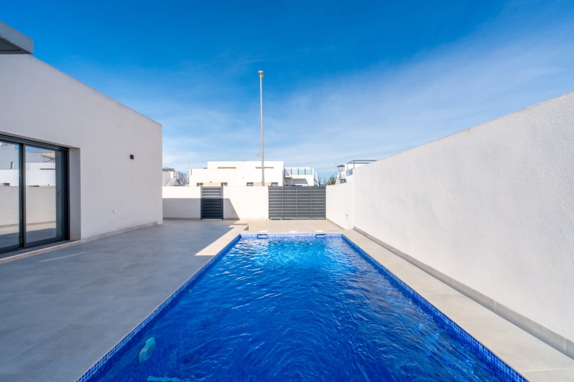 House in Daya Nueva - Image 3