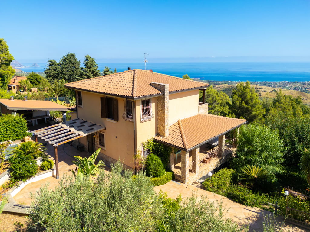 Villa in Trabia