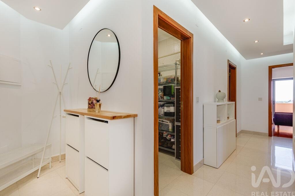 Apartment in Mafra - Image 3